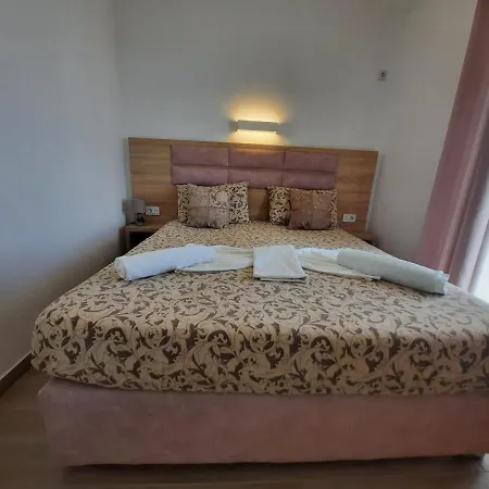 Studio Apartments Jupo Ulcinj Exterior photo