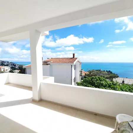 Studio Apartments Jupo Ulcinj Exterior photo