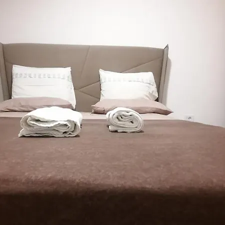 Studio Apartments Jupo Ulcinj Exterior photo