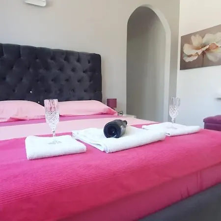 Studio Apartments Jupo Ulcinj Exterior photo